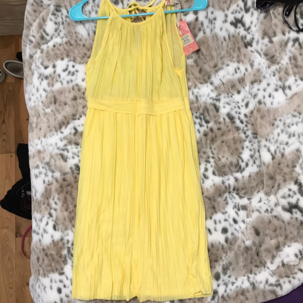 Yellow sundress